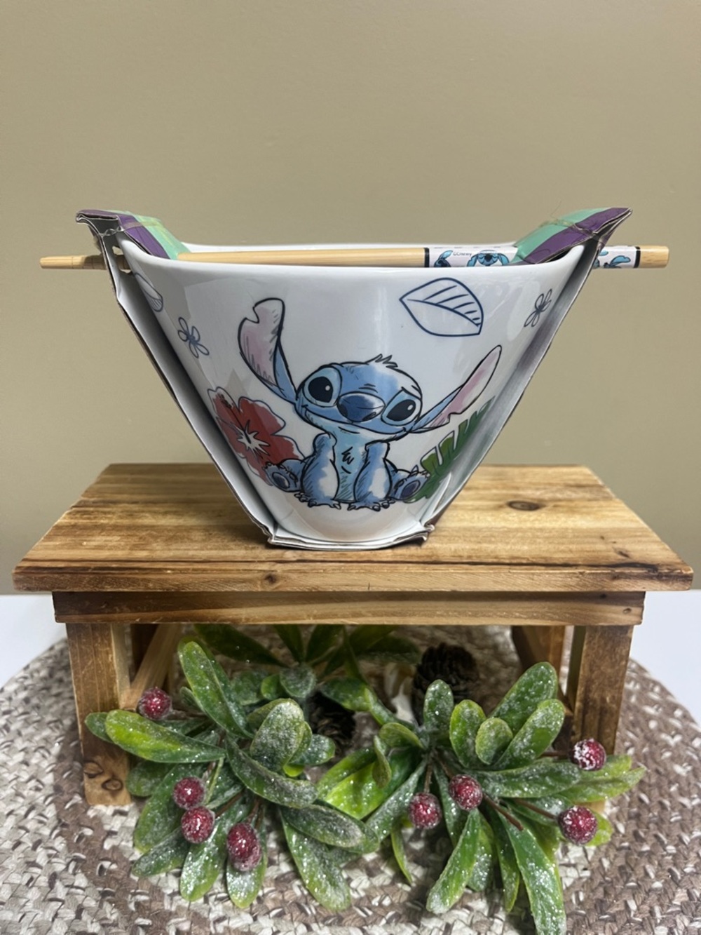 LILO & Stitch Noodle dish/Chopsticks with Birthday Banner Bundle